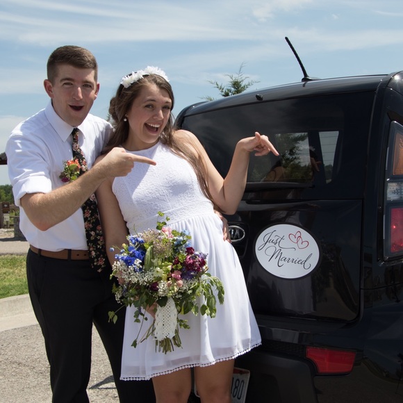 Meet Your Posher, Kristen! - Picture 4 of 6